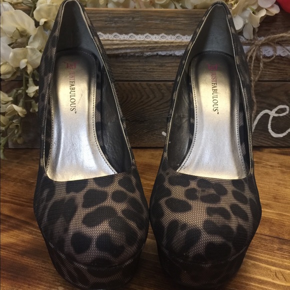 Adorable Leopard Print Heels - Picture 5 of 6
